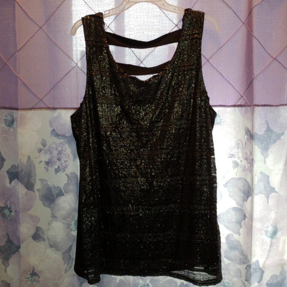 NWT Black top